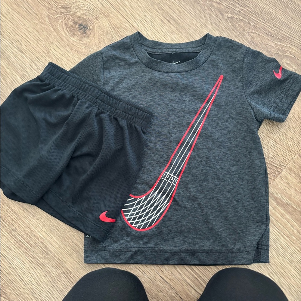 Nike Gray and Black Kids' Outfit